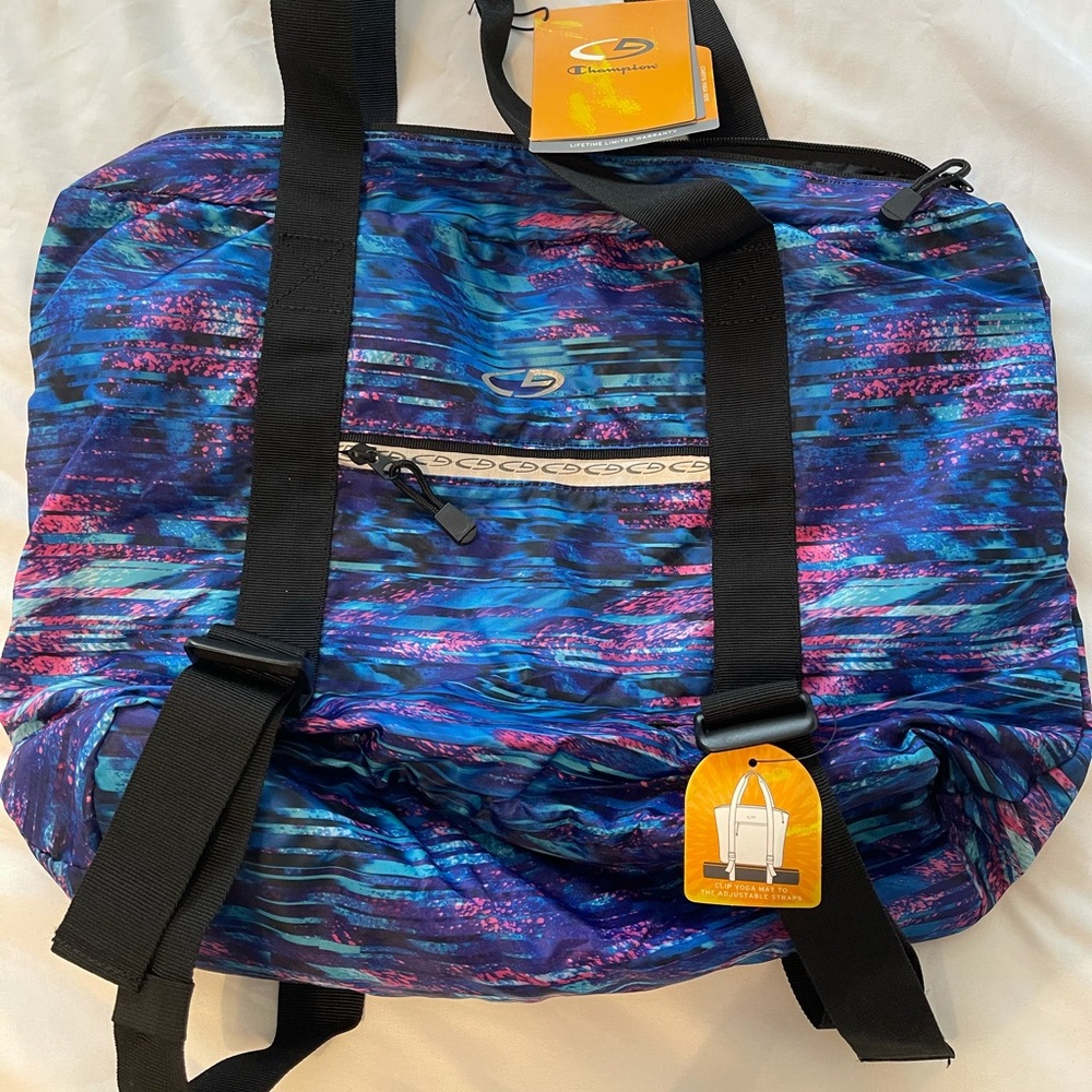 Gym bag with yoga mat strap